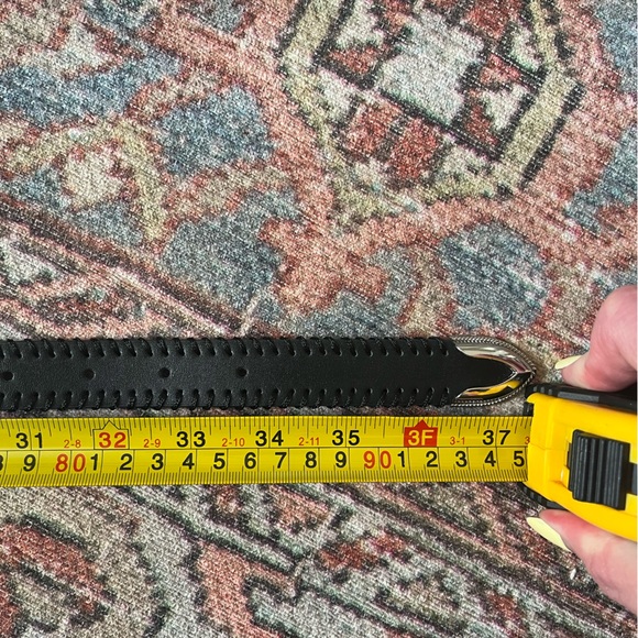 New Dynamite silver buckled belt - Picture 6 of 6